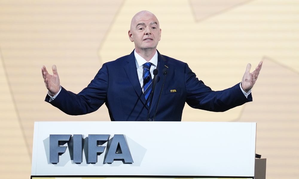 除此之外 除此之外